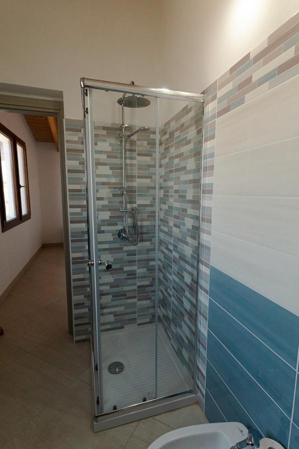 Villa Piscinas Eksteriør bilde