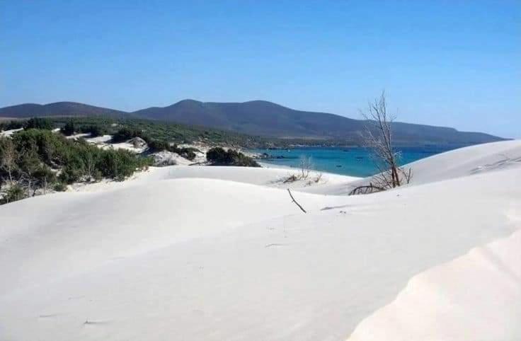 Villa Piscinas Eksteriør bilde