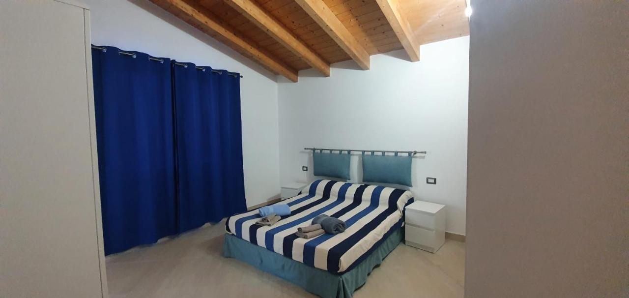 Villa Piscinas Eksteriør bilde