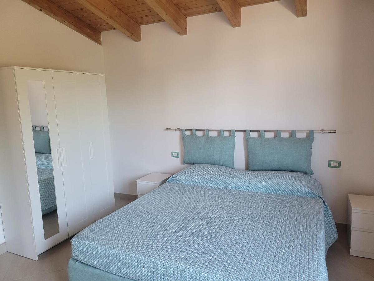 Villa Piscinas Eksteriør bilde
