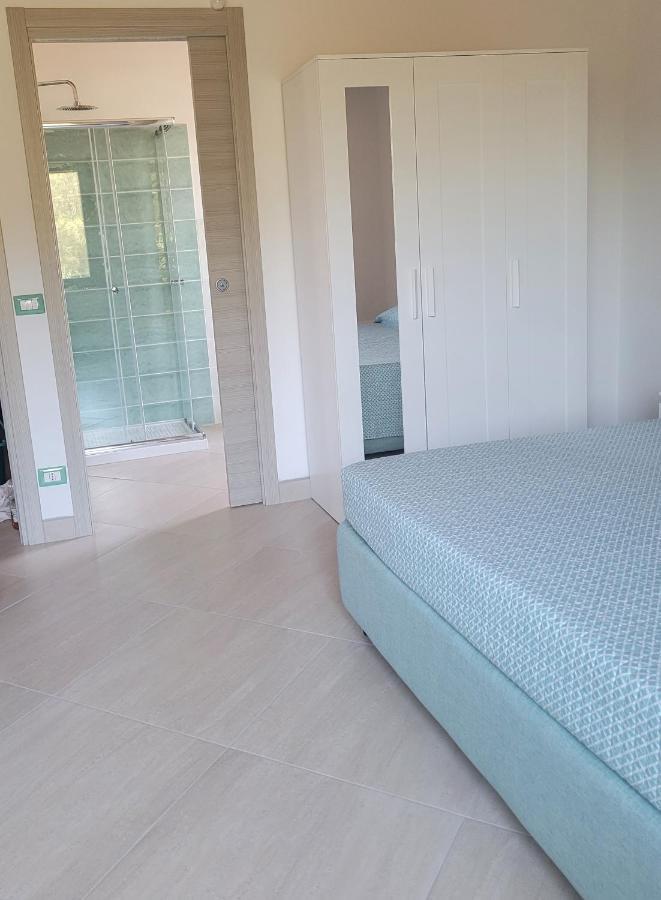 Villa Piscinas Eksteriør bilde